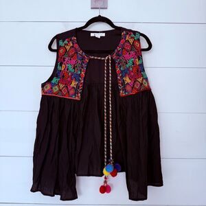 Nylon Apparel Women’s Medium Boutique Aztec Tassel Vest Embroidered Shirt